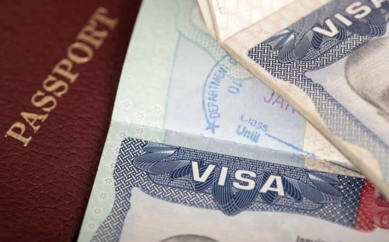 Rifjut ta’ viża — dokumenti tal-passaport u tal-viża